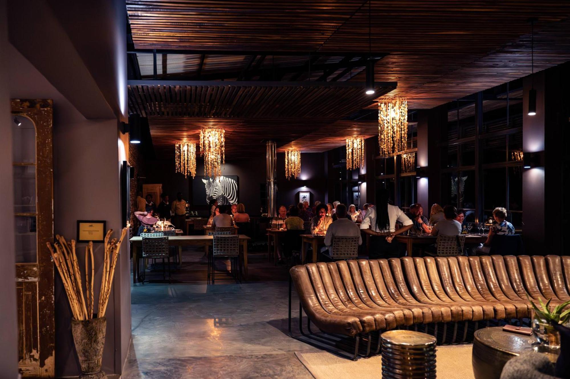 Fish River Lodge Ariamab エクステリア 写真