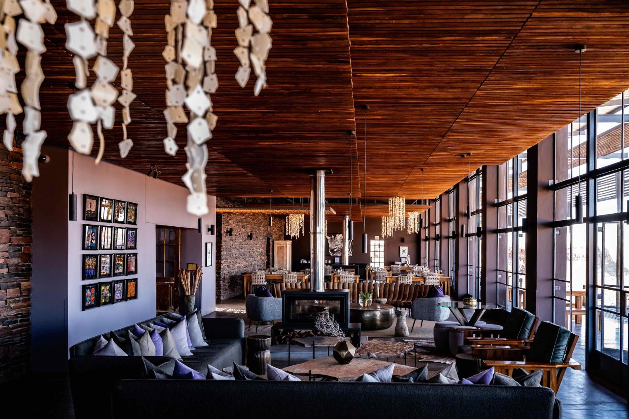 Fish River Lodge Ariamab エクステリア 写真