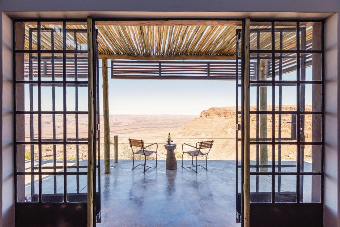 Fish River Lodge Ariamab エクステリア 写真