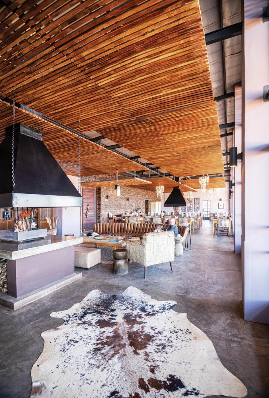 Fish River Lodge Ariamab エクステリア 写真